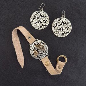 Lucky Brand, Silver Floral Round Earrings